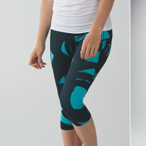 lululemon athletica Pants - Lululemon Run Top Speed Crop